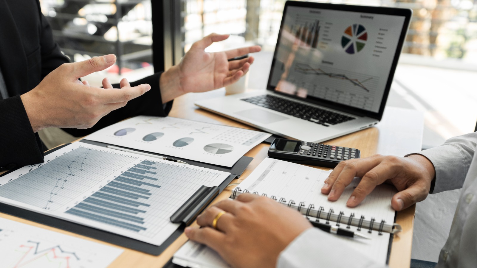 Government cloud and AI solutions